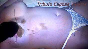 Preview 2 of Pussy Demands Attention - Tributo 41 Esposa Valeria