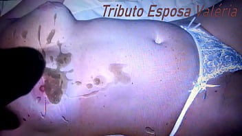 Preview 4 of Pussy Demands Attention - Tributo 41 Esposa Valeria