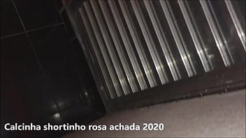 Preview 1 of Kanna Yume - Cdzinha LimaSP Experimentando a calcinha shortinho rosa com renda achado terreno lado de casa2020