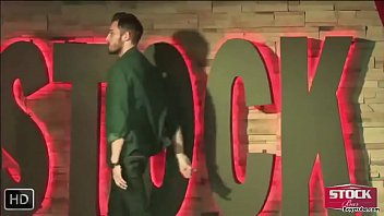 Preview 1 of Znzz Com - Handsome guys strip club