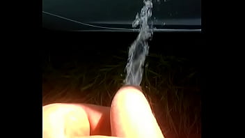 Preview 2 of Porno Video Zrelyh Pyshek Nlj - Peeing against a car