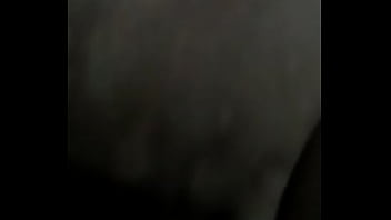 Preview 4 of Desi Bhabi Sexi - Ex manda video no banho