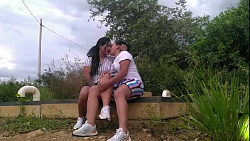 Preview 1 of Awek Hijab Tetek Hijab Tetek - PAREJA DE LESBIANAS SE PONEN CALIENTES AL AIRE LIBRE Y TERMINAN FROTANDO SUS CO&Ntilde_OS Y CHUPANDO TETAS