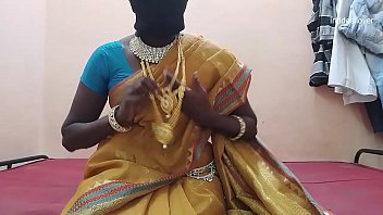 Preview 1 of Pramugari Porno Sexs Pilot - आंटी की रसीली चूत