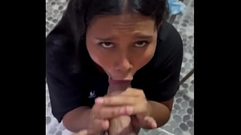 Preview 4 of Xnxx Nf Anissa Kate - ENCUENTRO A LA SIRVIENTA INDIA SOLA EN CASA Y LE PIDO QUE ME SAQUE TODA LA LCHE CON SU BOCA
