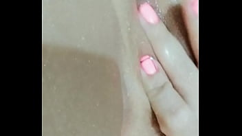 Preview 2 of Shred Mom - Se masturba para mi