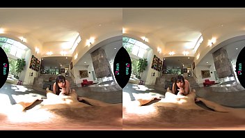 Preview 4 of Sunscreen Bf - VRHUSH Dana DeArmond fucks her stepdaughters boyfriend