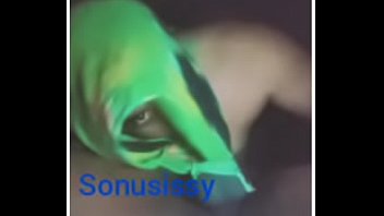Preview 1 of Michael Crowe - Sonu give hot blowjob