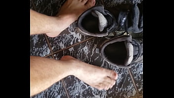 Preview 4 of Cam Cafe - Chulezao sem meias. Meu favorito.