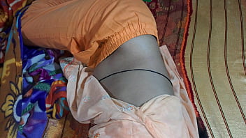Preview 1 of Femdm Ear - Desi Bhabhi&rsquo_s Naughty Session Ends With Cum In Her Mouth