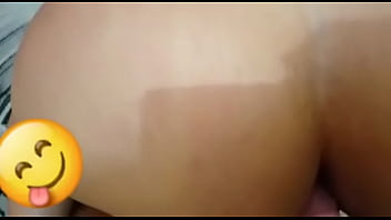 Preview 2 of Latina Ball - Mientras su marido trabaja ,  yo me la trabajo a ella ,  vecina deliciosa