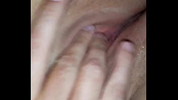Preview 2 of Indian Xxx Sil Pek - Tuga enfia os dedos