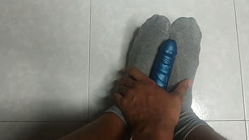 Preview 4 of Pak Tn - Playing with my feets and a dildo