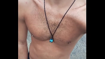 Preview 1 of Xsexyvideo Lamba Loda - Com tes&atilde_o na chuva .