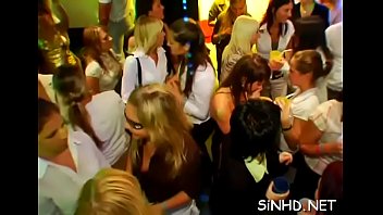 Preview 1 of How To Son - Reckless and gutsy club partying