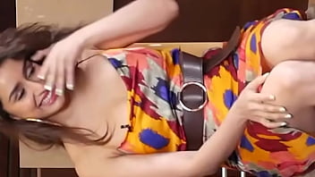 Preview 2 of Dacter Xxc - Hot girl boob show