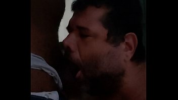 Preview 2 of Pornhub Unblock Xvideos - Tudo come&ccedil_a com uma boa mamada