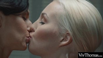 Preview 3 of Bacha Xxxxxx - Sexy blonde massages gorgeous brunette before eating her moist pussy