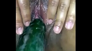 Preview 1 of Aunty And Friend Night Hd - mi esposa se masturba rico