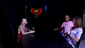 Preview 4 of Real Bad Boy Raping Girl Forces - V&ecirc_ profissionalismo no namorado,  a filha no momento n&atilde_o tem inten&ccedil_&atilde_o de entrar pro job - Negro Top Del&iacute_cia &amp_ Francis Simas (WATCH ON: SHEER/RED)