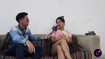 Preview 1 of Dress Sexy Video - la familia siente verguenza a raiz de que ha empezado su transformaci&oacute_n.