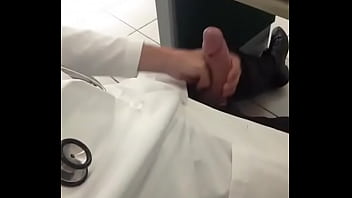 Preview 1 of Car Fuck Gf Nice - Batendo no consult&oacute_rio