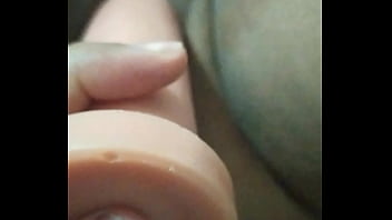 Preview 1 of Girl Tickled Arms - Chupando a esposa