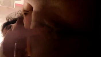 Preview 2 of Crazy Cumshet - novinha se masturbando na casa de banho indiana