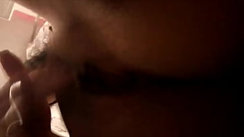 Preview 3 of Crazy Cumshet - novinha se masturbando na casa de banho indiana