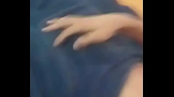 Preview 2 of Hot Sexy Girls Ogrsms - escondendo o pau