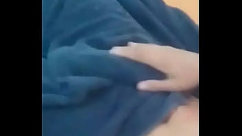 Preview 1 of Hot Sexy Girls Ogrsms - escondendo o pau