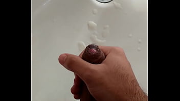 Preview 4 of Lisson Russian Sex - Batendo punheta