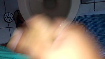 Preview 1 of Skandal Sex Syahrini Dan Wawan - &Eacute_ pequenim fala mal ningu&eacute_m