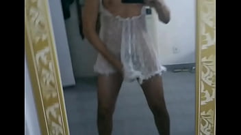 Preview 1 of 2 Baby Lesbi - TOCANDO PUNHETA VESTIDO COM A CAMISOLA DA ESPOSA