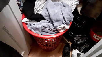 Preview 1 of Xarabsex Com - Smelling sister in law&#039_s panties