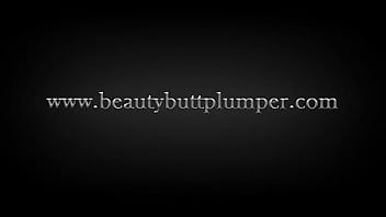 Preview 4 of Spy Mom Lesbian - SANDRA BEAUTY BUTT PLUMPER