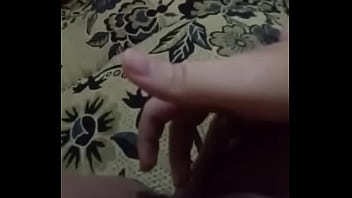 Preview 1 of Nice Pinay Girls Rape - Minha amiga me mandou mais um v&iacute_deo e corno nem desconfia. kkkk