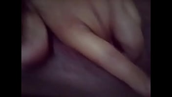 Preview 2 of Simulada - Aqu&iacute_ est&aacute_ tu perrita mastubandome