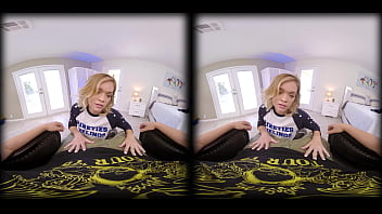 Preview 2 of Sudi Arapia - VRConk Sucking cock to your favorite dude VR Porn XXX Parody