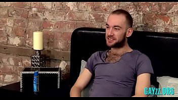 Preview 3 of Pakastan Videos - Lustful homo enjoys cock in hands