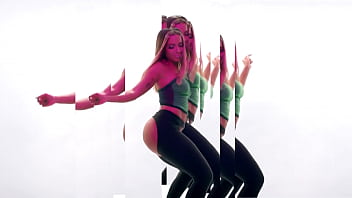 Preview 4 of Metisse N15 - Clipe Anitta - Desce Pro Play - Montagem s&oacute_ cenas da Anita - CENAS C&Acirc_MERA LENTA