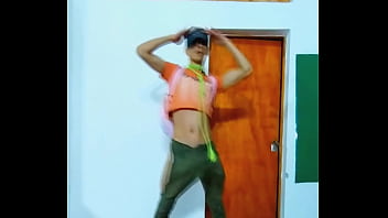 Preview 3 of Unblock Sister Mom Sleeping - Bailando desnudo | coreograf&iacute_a La Bebesita Bebelin | Sherman Mendoza