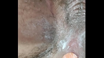 Preview 2 of Xxnxx Nihad - Brincando com dildos (m&atilde_o e pinto)