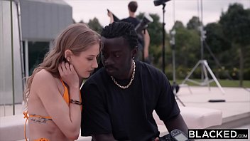 Preview 2 of Uc Xxx V - BLACKED Gorgeous model can&#039_t resist her photographer&#039_s BBC