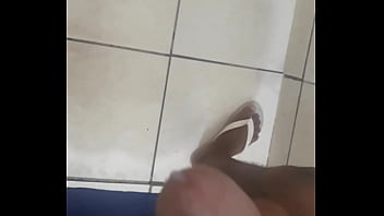 Preview 3 of Lesbian Sex Viseoa - Novinho Gozando na punheta Gostosa