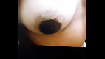 Preview 2 of Meea Halifa - Sabrosas tetas