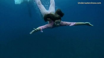 Preview 1 of Www Xxxsinhala Com - Hot girls on tenerife in the sea