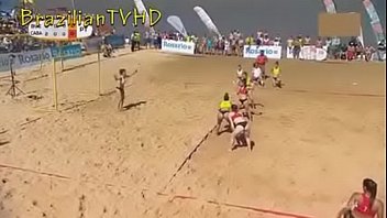 Preview 2 of Br Zzers Porn - Nalgonas jugando balonmano