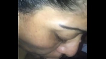 Preview 3 of Seachdesi Aunties Hot - Me lo chupa la mam&aacute_ de mi amigo
