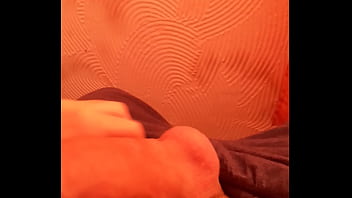 Preview 2 of Gay Man Cunt - Batendo punheta para a gostosa da minha prima